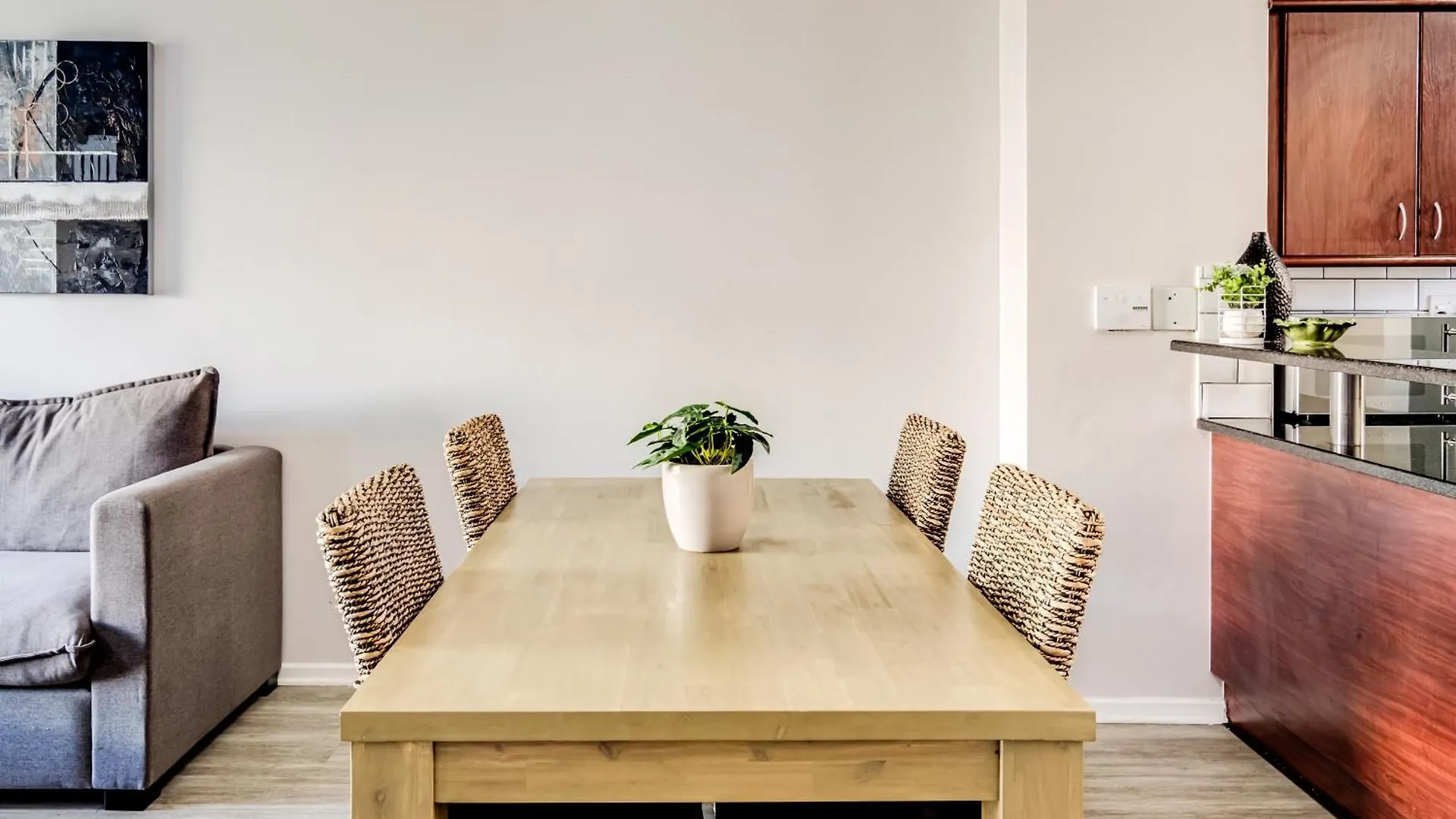 Apartment Belina - Island Club Canal Front Cape Town